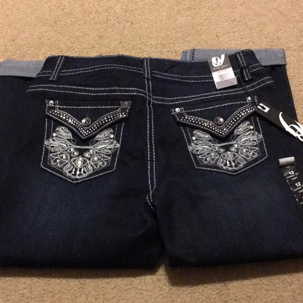 Ladies 12 Nine West Capri pants NEW with tags